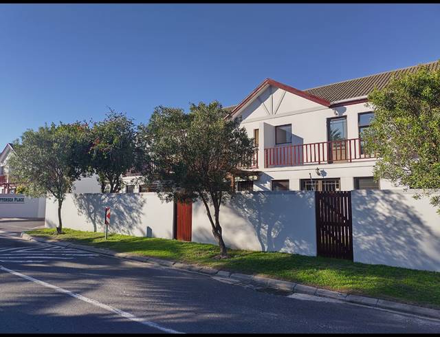 2 BEDROOM TOWNHOUSE FOR SALE IN PARKLANDS